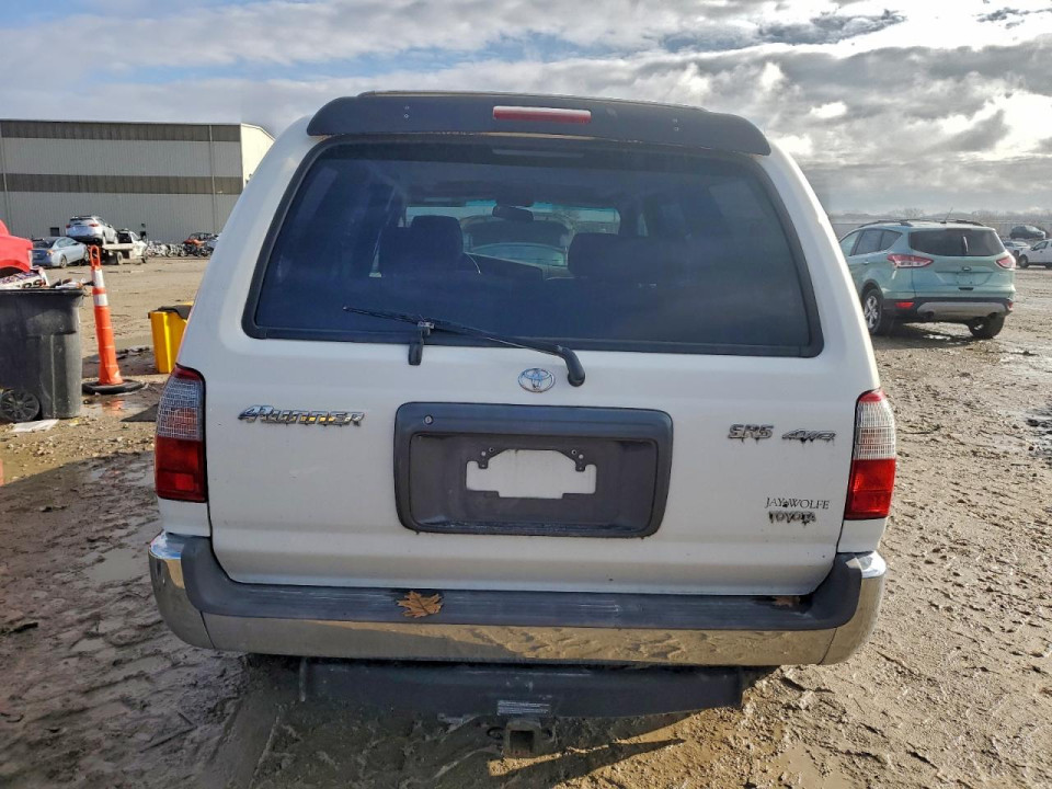 Toyota 4RUNNER 2000 — Copart
