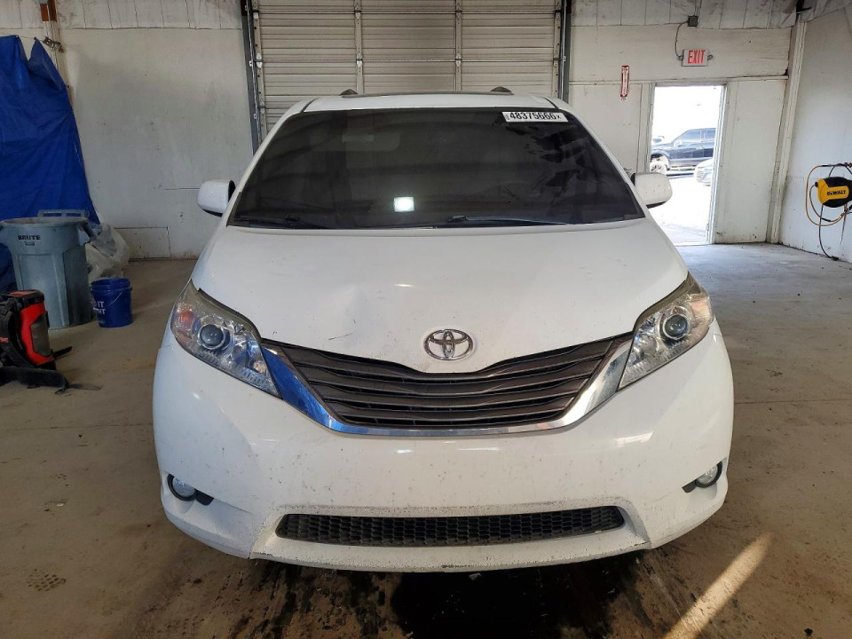 Toyota SIENNA XLE 7-PASSENGER AUTO ACCESS SEAT 2011 — Copart