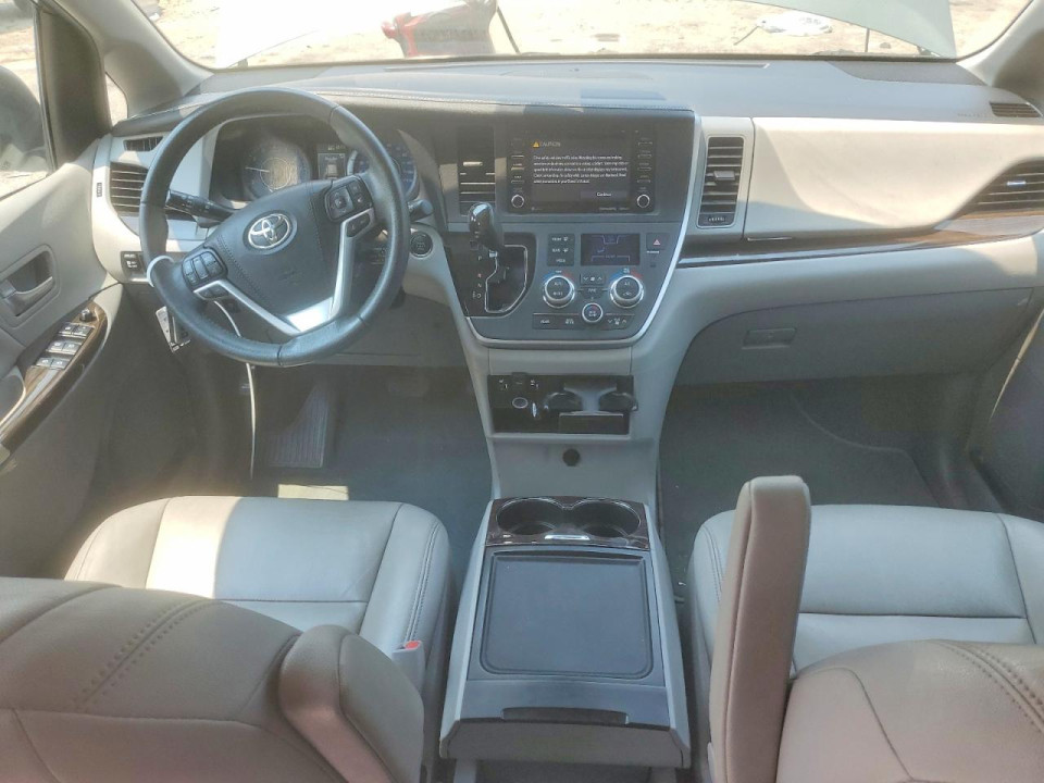 Toyota SIENNA XLE 7-PASSENGER AUTO ACCESS SEAT 2020 — Copart