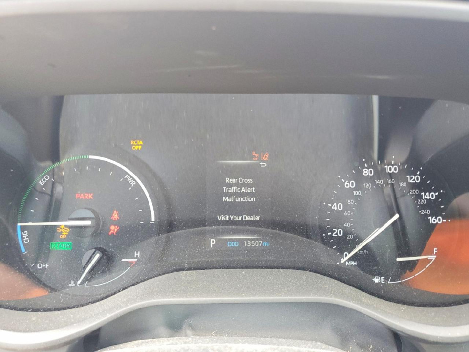 Toyota SIENNA LE 2024 — Copart