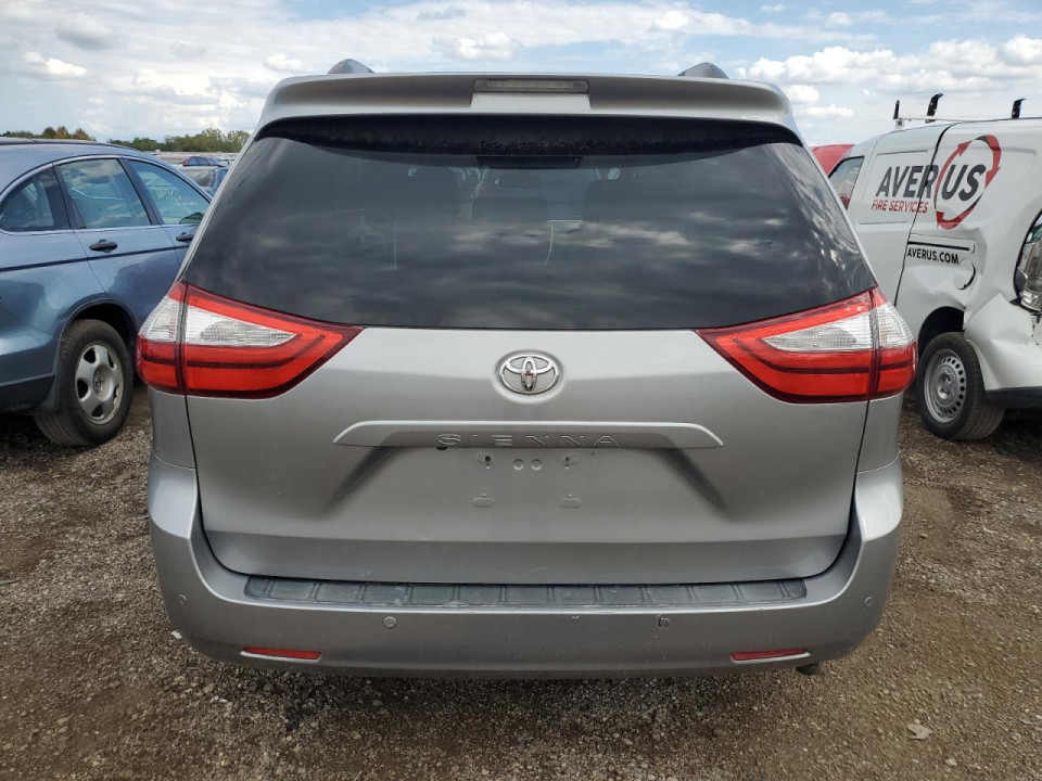 Toyota SIENNA XLE 2015 — Copart