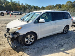 Toyota SIENNA LE 2015 — Copart