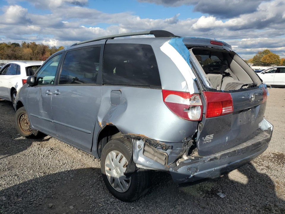 Toyota SIENNA CE 2004 — Copart