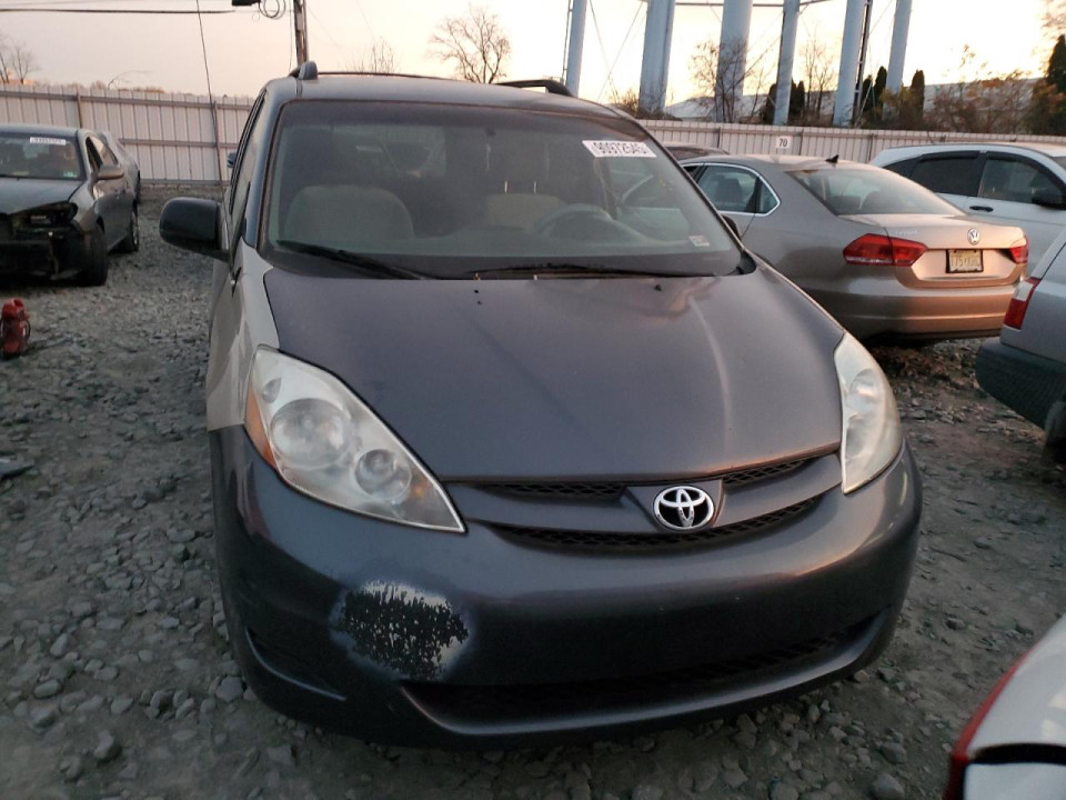 Toyota SIENNA CE 2009 — Copart