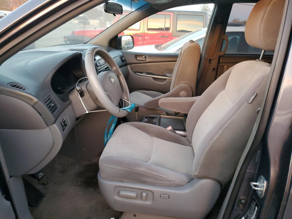 Toyota SIENNA CE 2009 — Copart