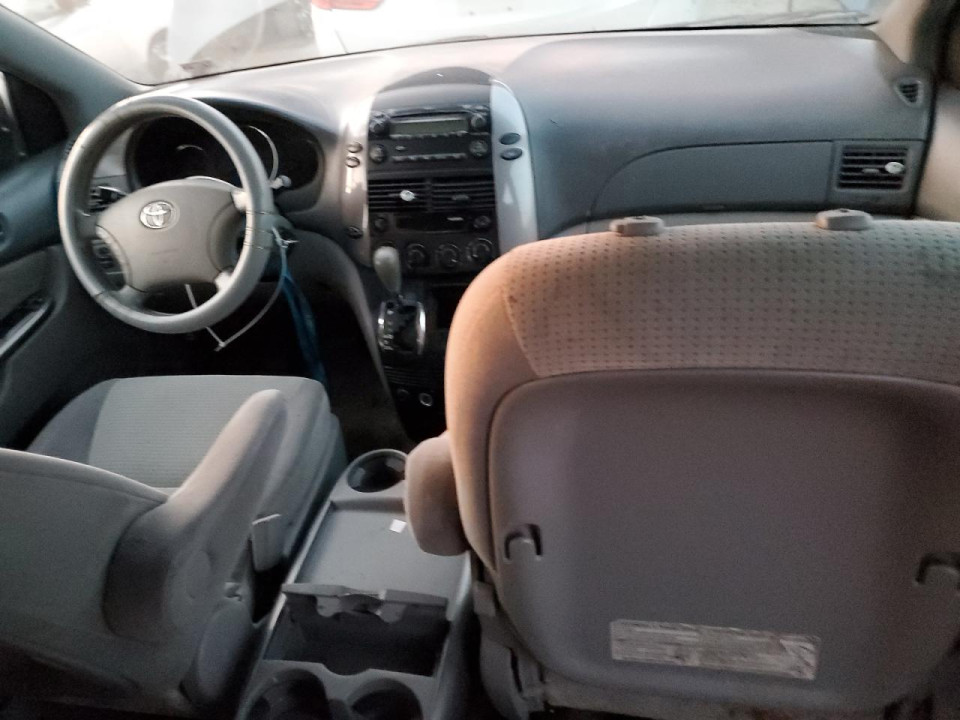 Toyota SIENNA CE 2009 — Copart