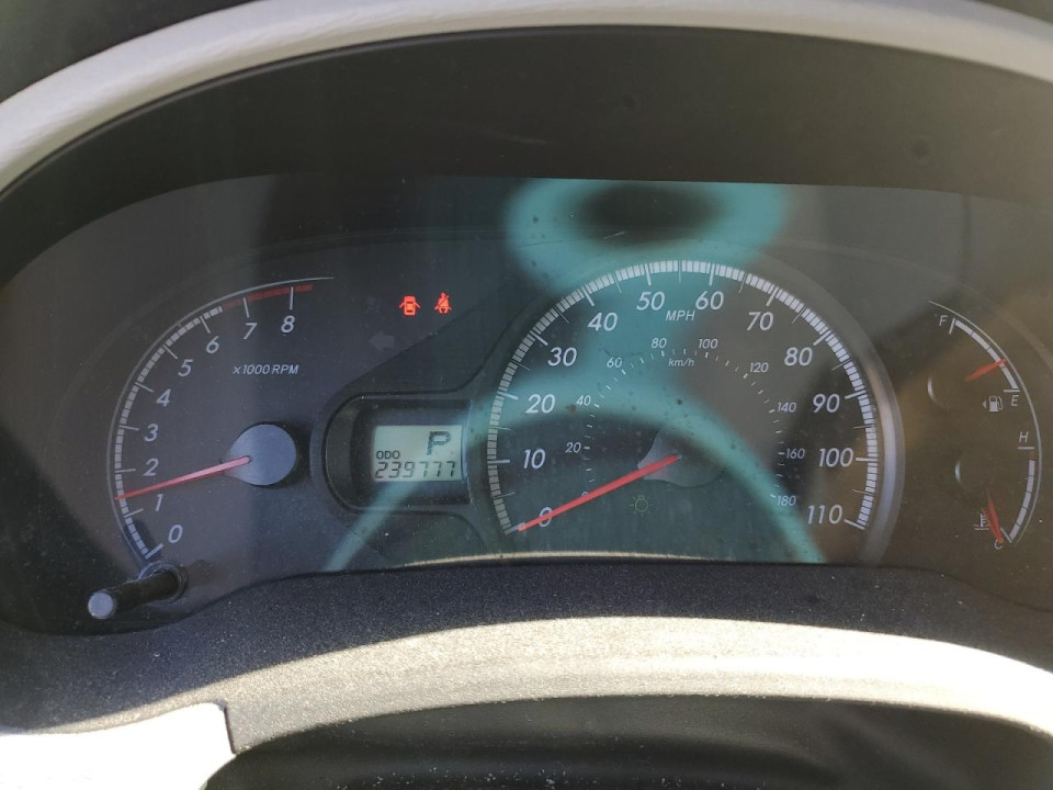 Toyota SIENNA LE 2011 — Copart