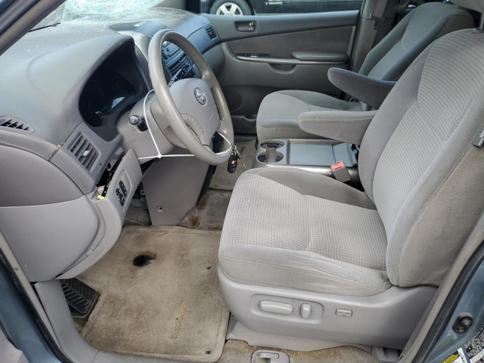Toyota SIENNA CE 2006 — Copart