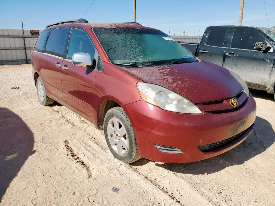 Toyota SIENNA 2014 — Copart