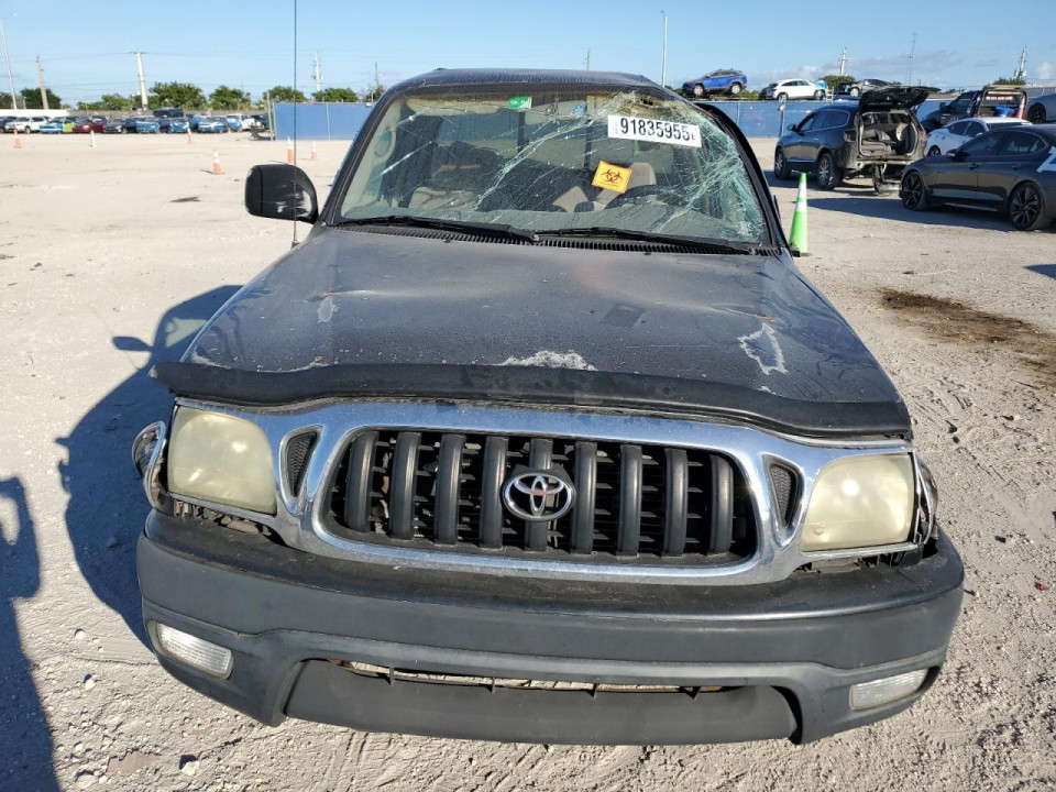 Toyota TACOMA 2002 — Copart