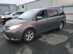 Toyota SIENNA LE 2017 — Copart