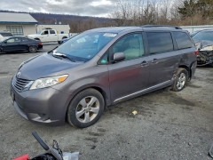 Toyota SIENNA LE 2017 — Copart