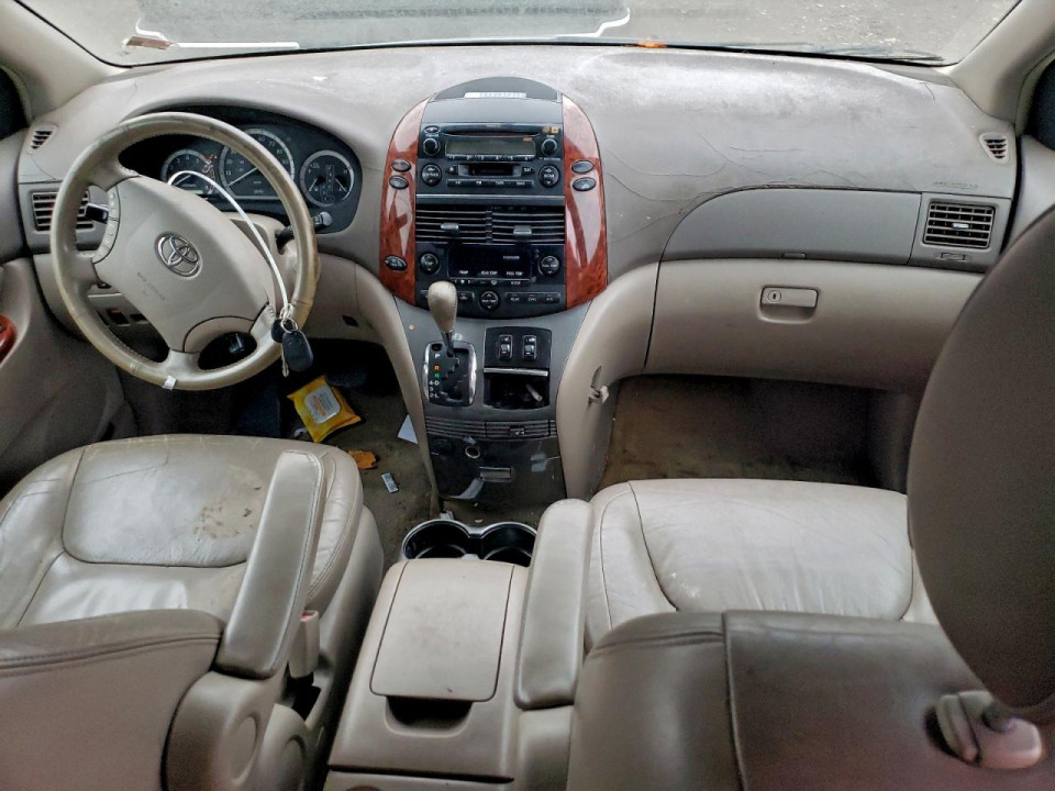 Toyota SIENNA XLE 2004 — Copart