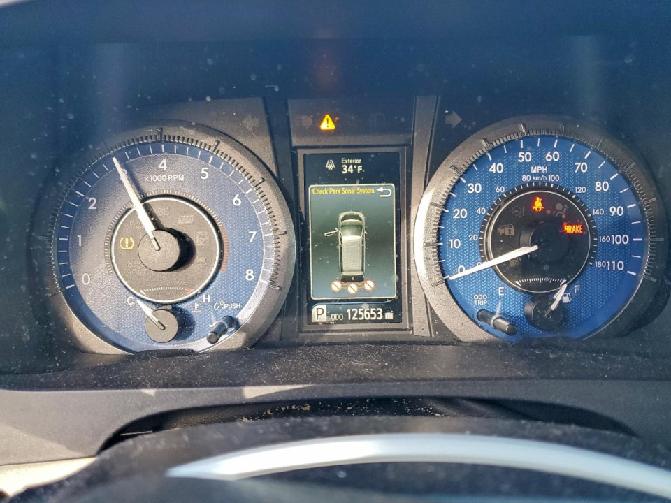 Toyota SIENNA XLE 2016 — Copart