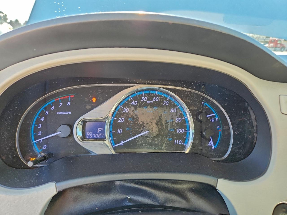 Toyota SIENNA XLE 7-PASSENGER 2013 — Copart