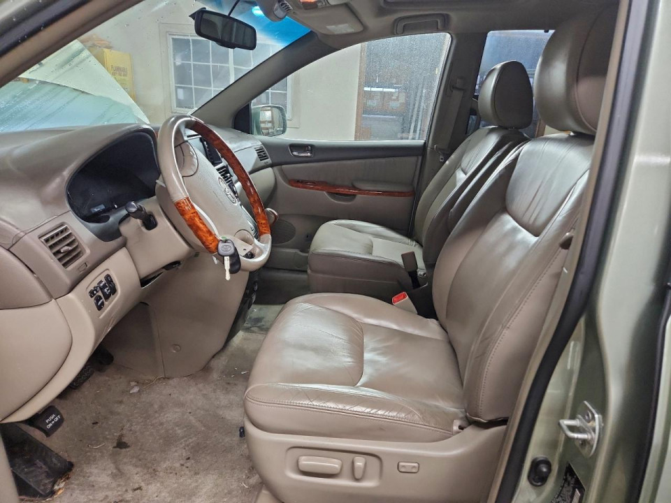 Toyota SIENNA XLE 2009 — Copart