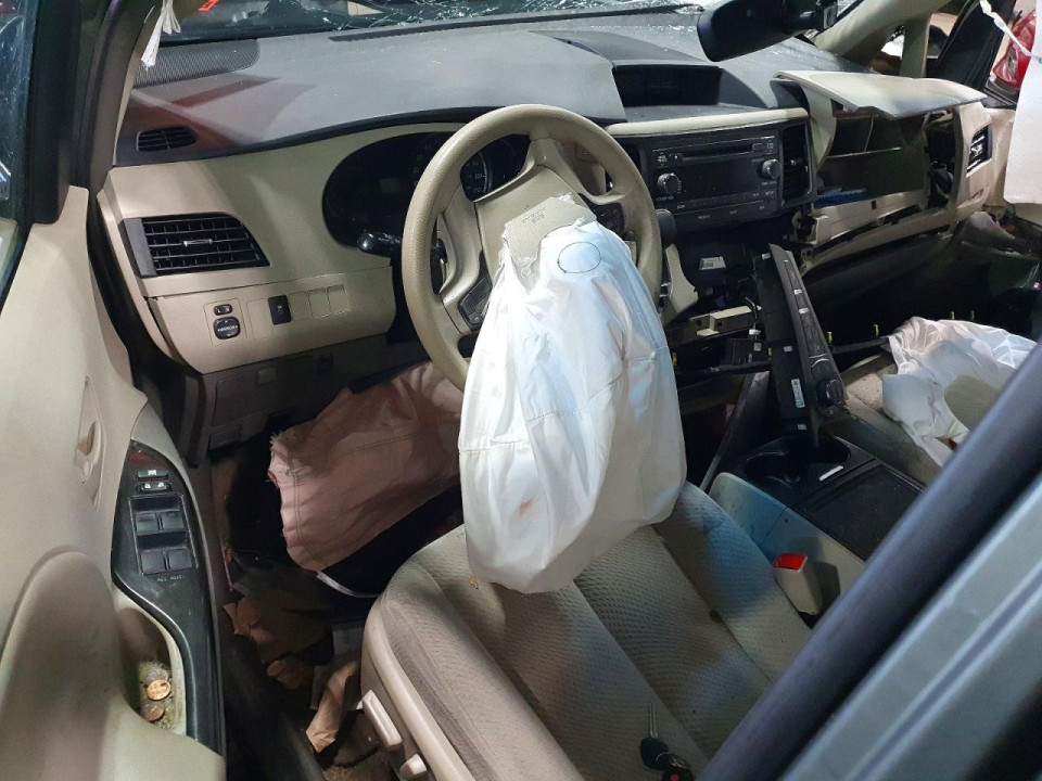 Toyota SIENNA LE 2014 — Copart