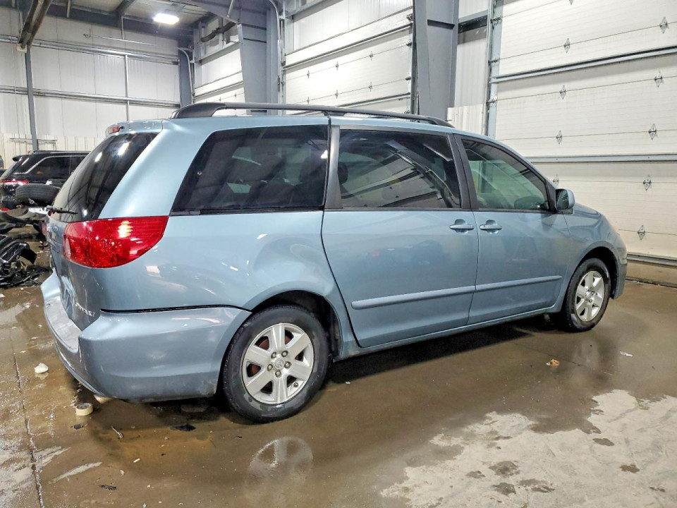 Toyota SIENNA XLE 7-PASSENGER 2007 — Copart