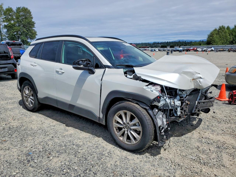 Toyota COROLLA CROSS LE 2024 — Copart