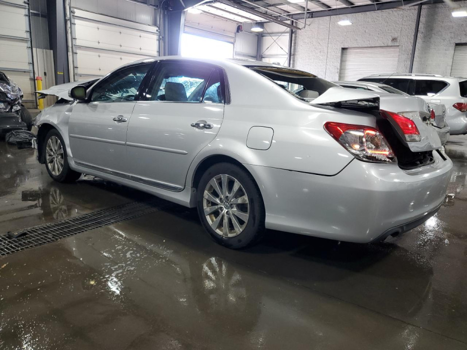Toyota AVALON 2011 — Copart