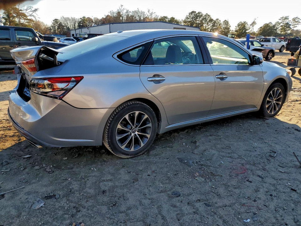 Toyota AVALON 2018 — Copart