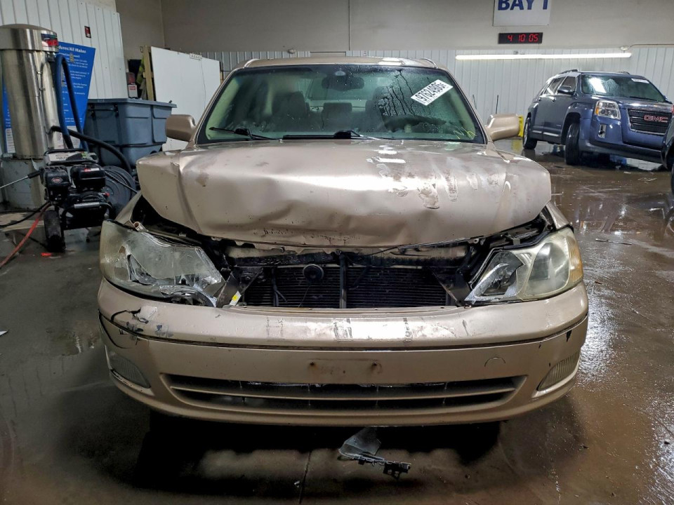 Toyota AVALON 2002 — Copart