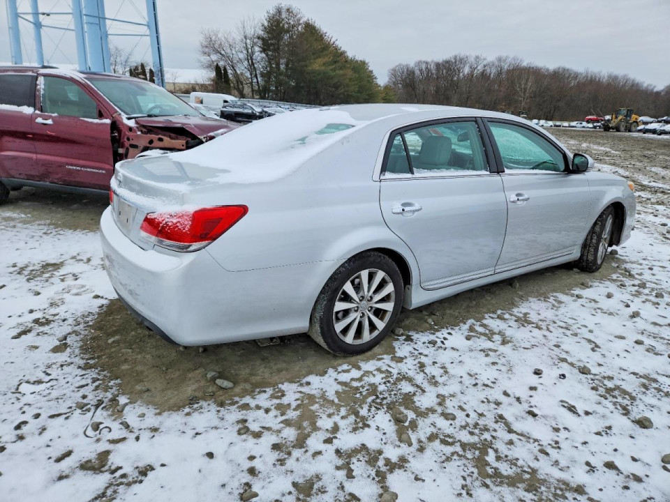 Toyota AVALON 2011 — Copart
