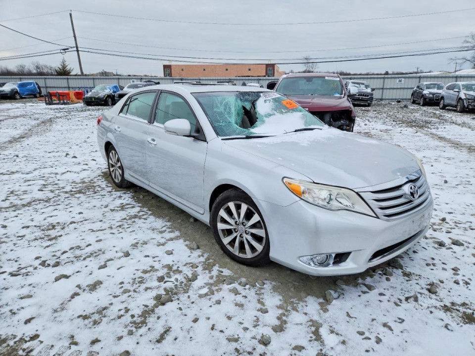 Toyota AVALON 2011 — Copart