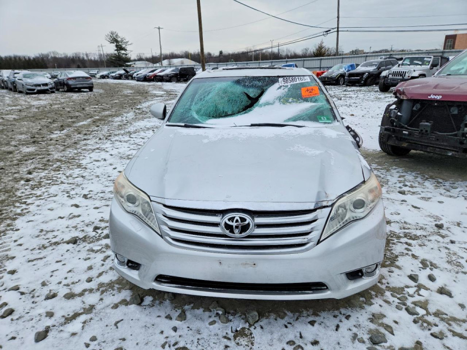 Toyota AVALON 2011 — Copart