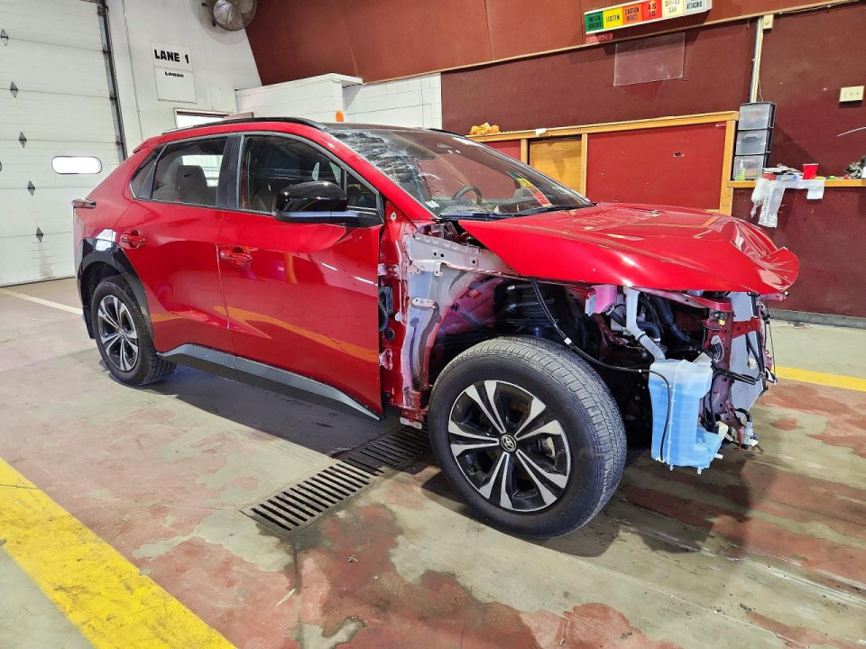 Toyota BZ4X XLE 2025 — Copart