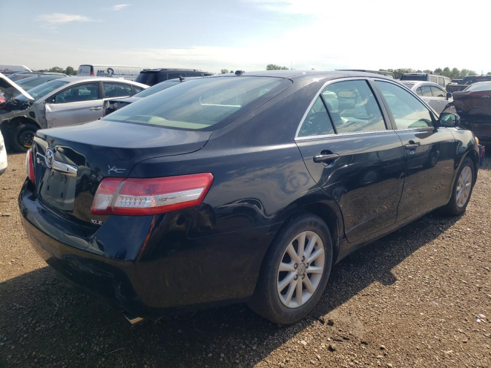 Toyota CAMRY 2011 — Copart