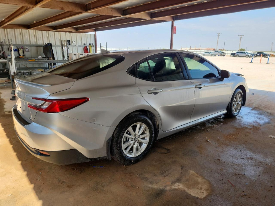Toyota CAMRY 2025 — Copart