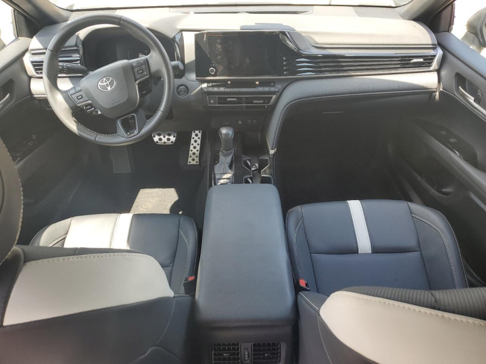 Toyota CAMRY 2025 — Copart