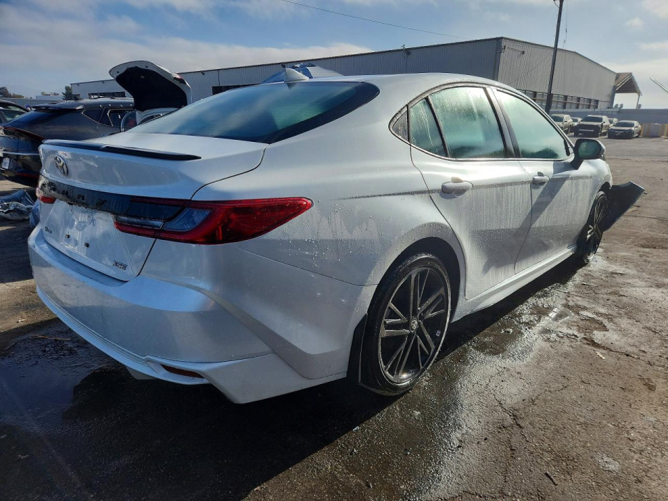 Toyota CAMRY 2026 — Copart