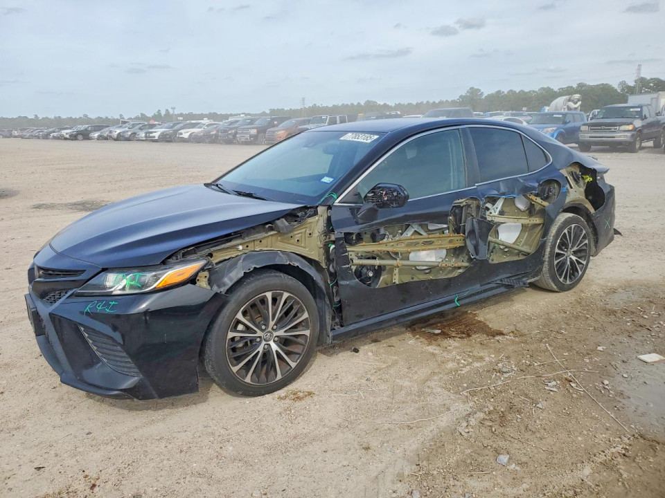 Toyota CAMRY 2018 — Copart