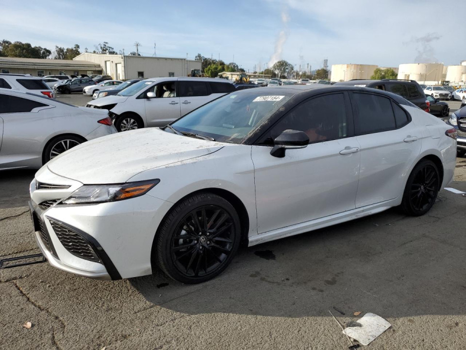Toyota CAMRY 2024 — Copart