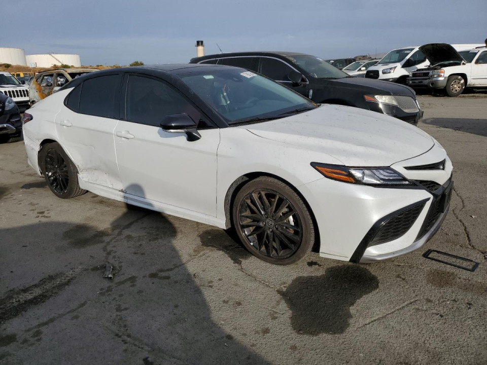 Toyota CAMRY 2024 — Copart