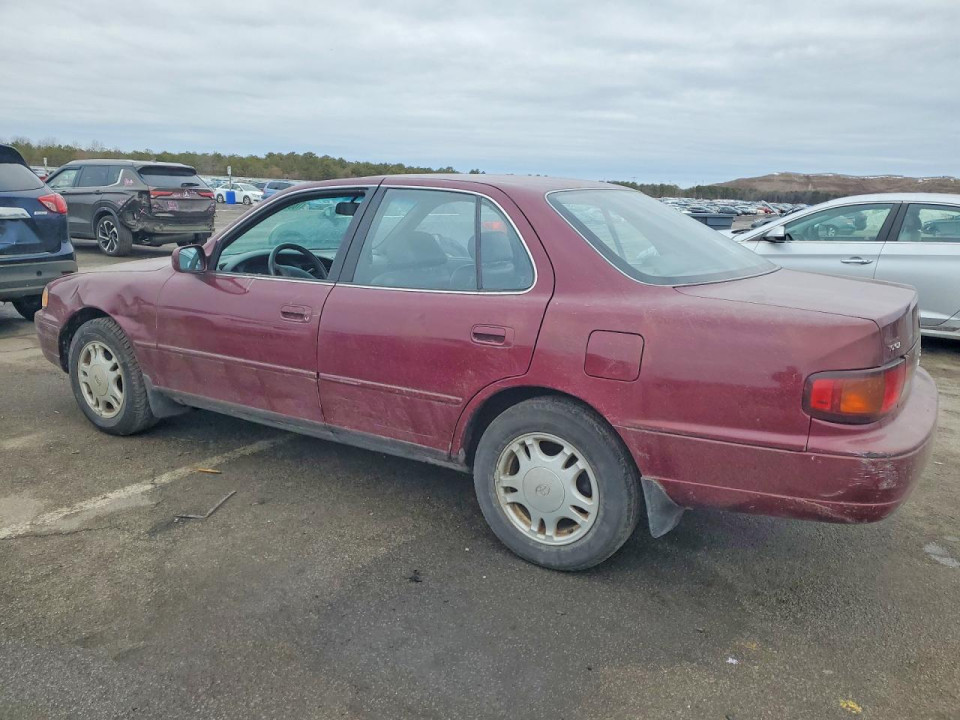 Toyota CAMRY 1996 — Copart