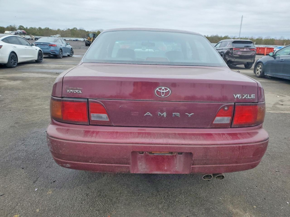 Toyota CAMRY 1996 — Copart