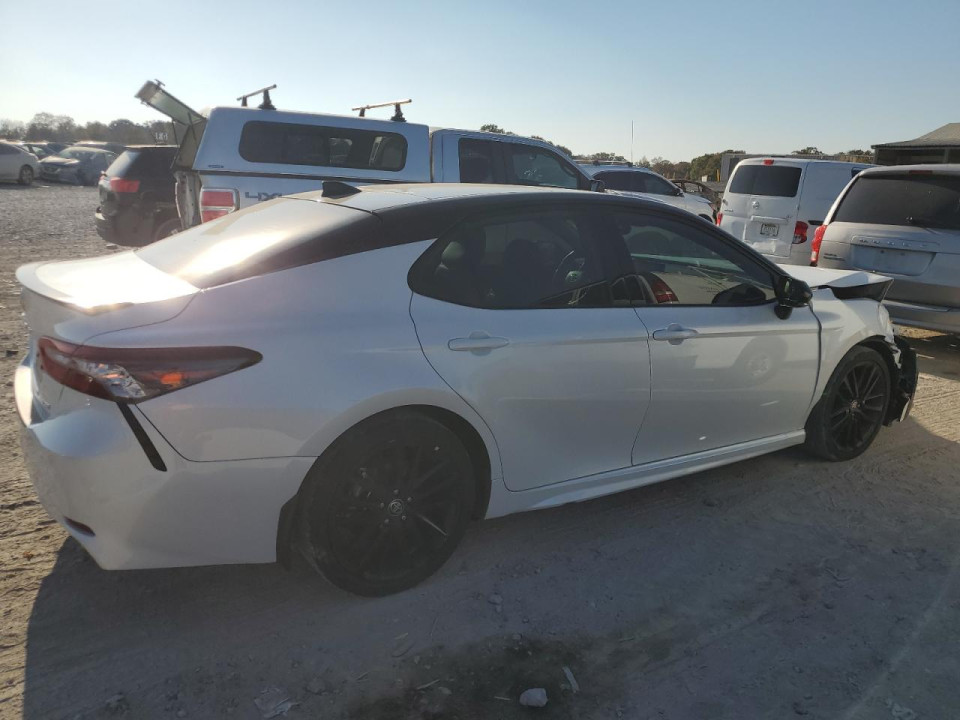 Toyota CAMRY 2024 — Copart