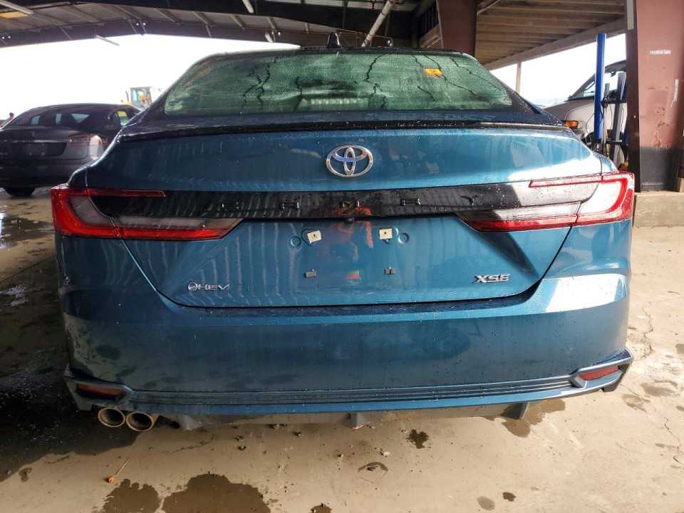 Toyota CAMRY 2025 — Copart