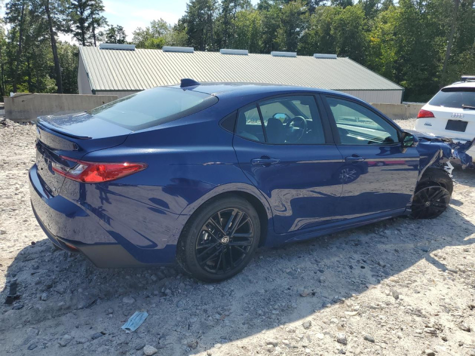 Toyota CAMRY 2025 — Copart