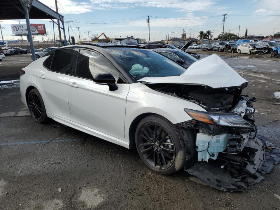 Toyota CAMRY 2024 — Copart