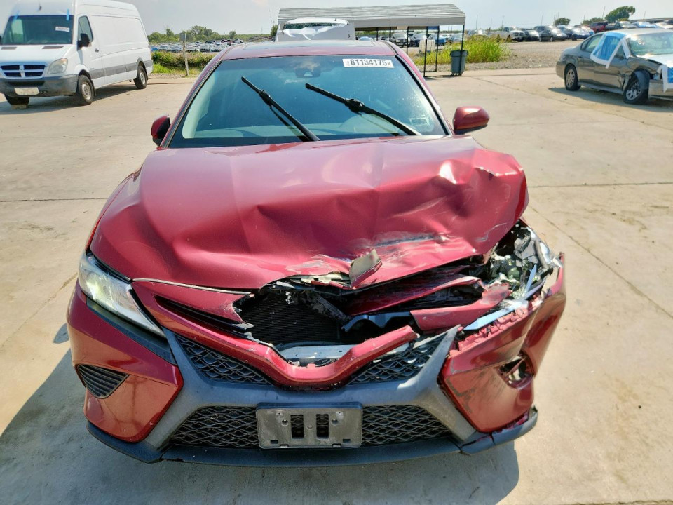 Toyota CAMRY 2018 — Copart