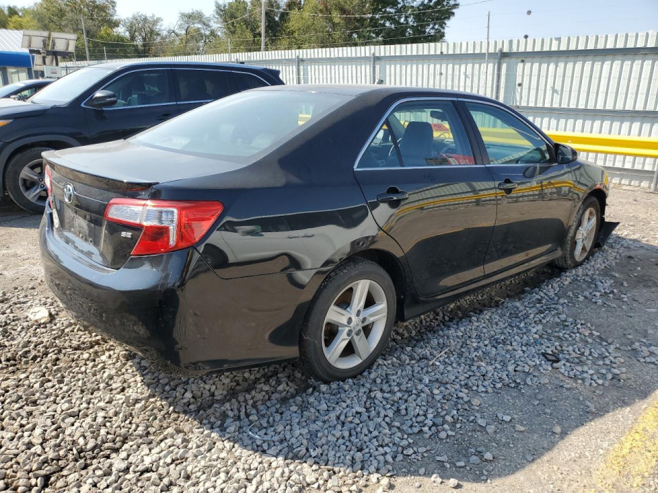 Toyota CAMRY 2013 — Copart