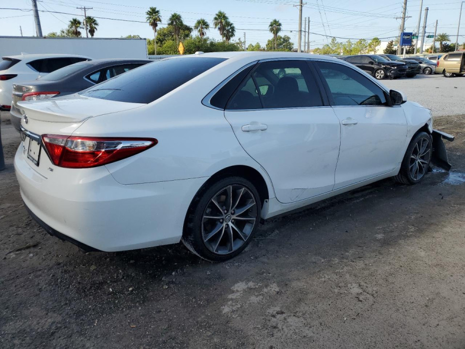 Toyota CAMRY 2016 — Copart