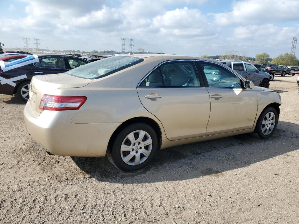Toyota CAMRY 2011 — Copart