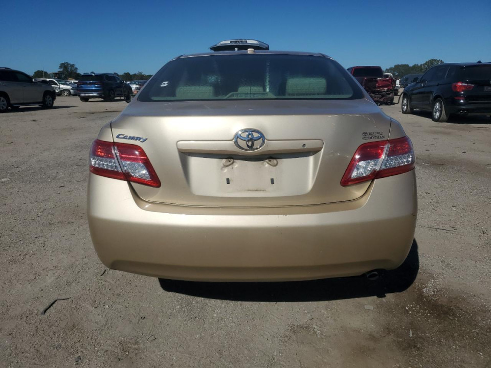 Toyota CAMRY 2011 — Copart
