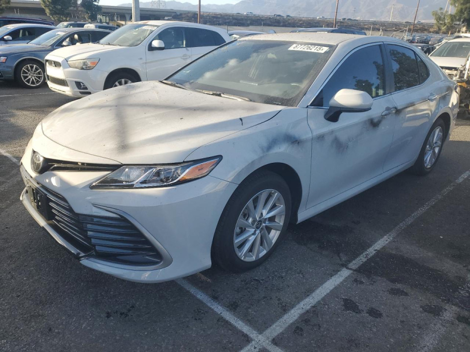 Toyota CAMRY 2024 — Copart