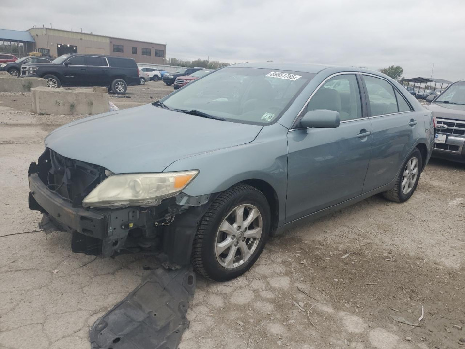 Toyota CAMRY 2011 — Copart
